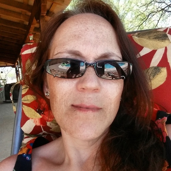 Meet your Posher, Terri & Team - Picture 2 of 7